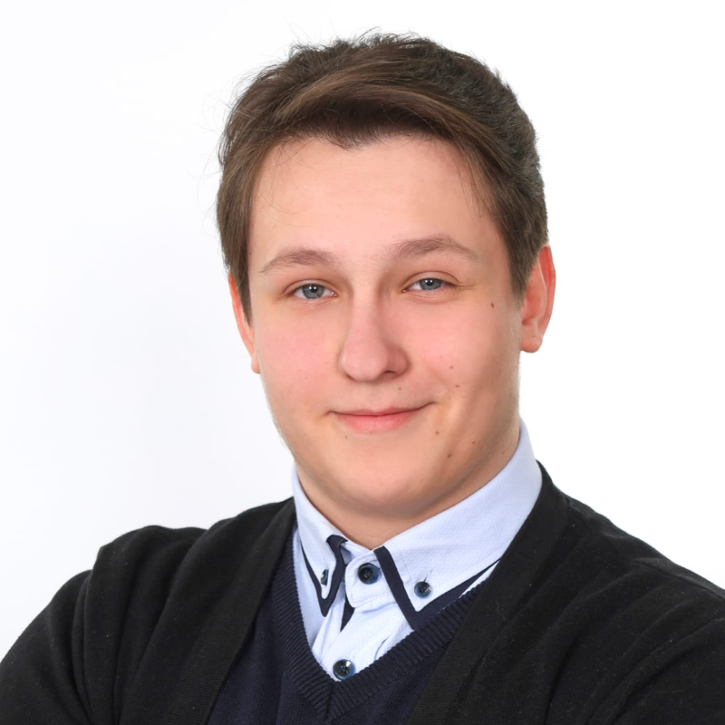  Nikita Romanjuk